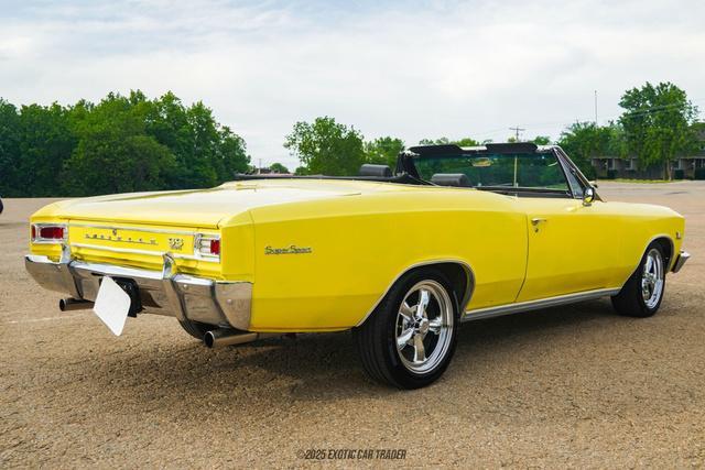 Photo of 1966 Yellow Chevrolet Chevelle