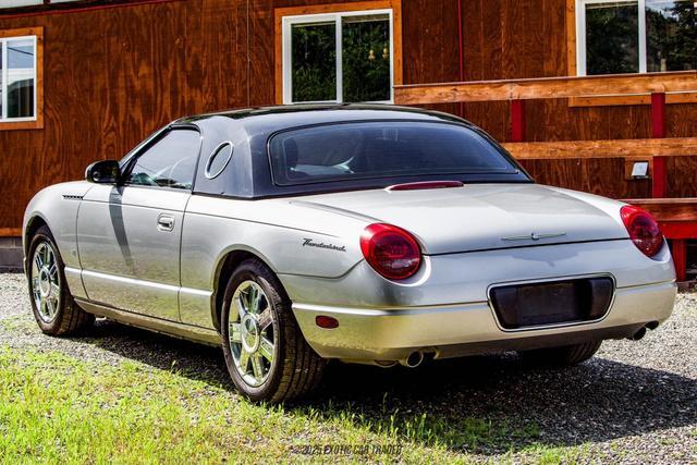 Photo of 2004 Platinum Silver Ford Thunderbird