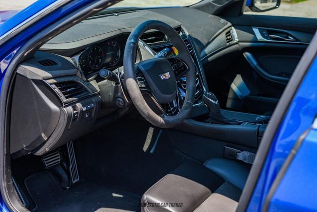 Photo of 2019 Wave Metallic Cadillac CTS-V