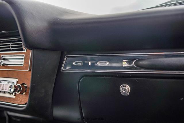 Photo of 1966 Blackberry Metallic Pontiac GTO
