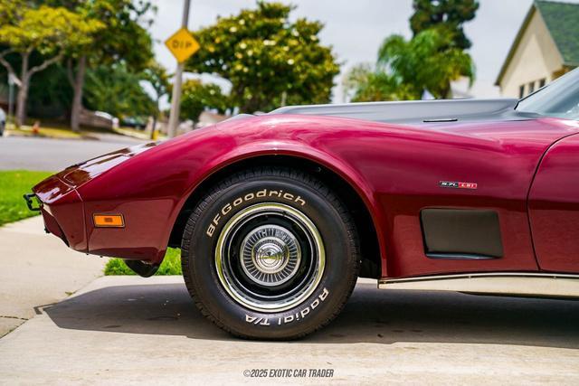 Photo of 1974 Burgundy Chevrolet Corvette