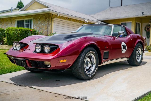 Photo of 1974 Burgundy Chevrolet Corvette