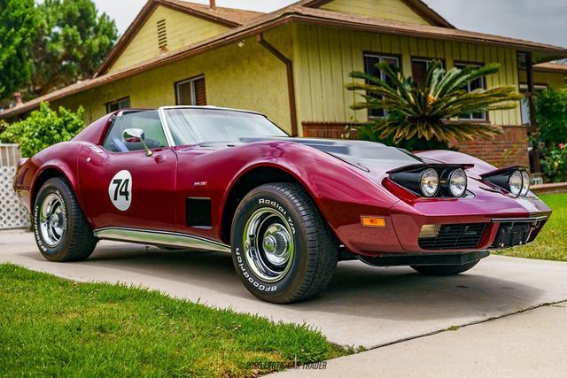 Photo of 1974 Burgundy Chevrolet Corvette