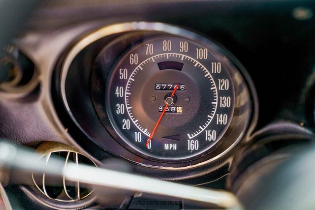 Photo of 1974 Burgundy Chevrolet Corvette