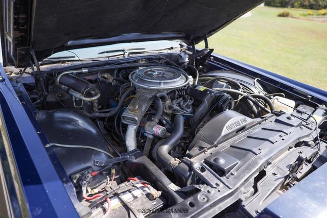 Photo of 1977 Blue Lincoln Mark V