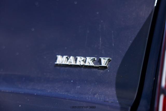 Photo of 1977 Blue Lincoln Mark V