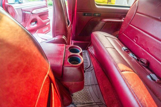 Photo of 1995 Red Ford Bronco