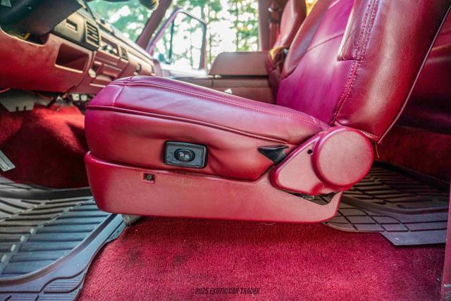 Photo of 1995 Red Ford Bronco
