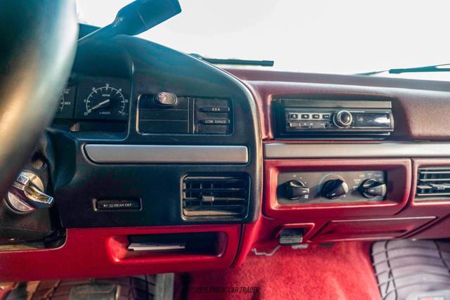 Photo of 1995 Red Ford Bronco