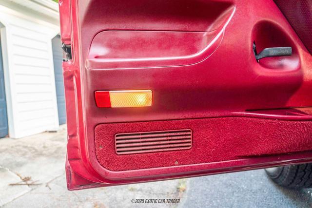 Photo of 1995 Red Ford Bronco