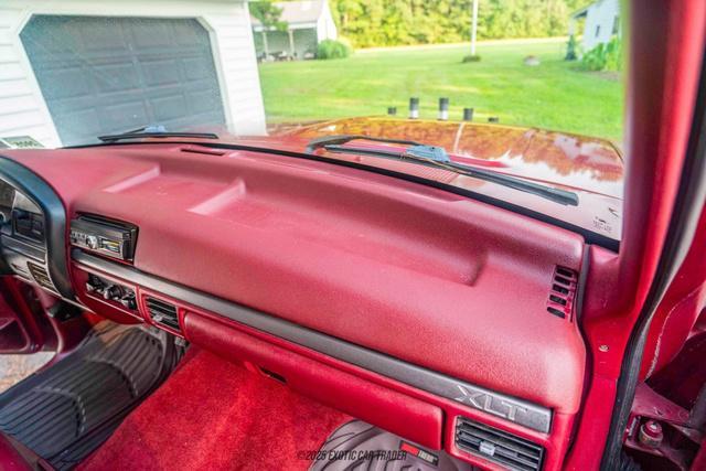 Photo of 1995 Red Ford Bronco