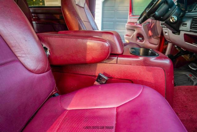 Photo of 1995 Red Ford Bronco