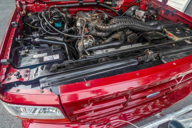 Photo of 1995 Red Ford Bronco
