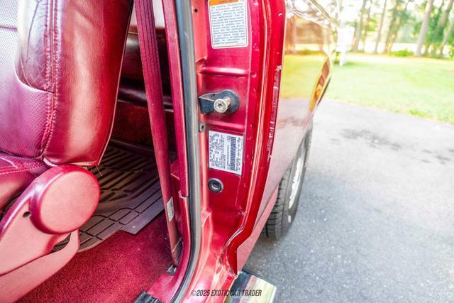 Photo of 1995 Red Ford Bronco