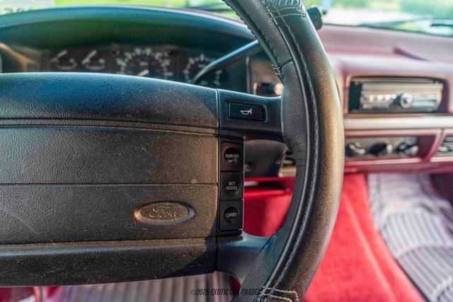 Photo of 1995 Red Ford Bronco