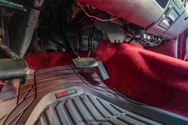 Photo of 1995 Red Ford Bronco