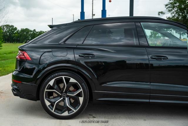 Photo of 2024 Mythos Black Metallic Audi RS Q8