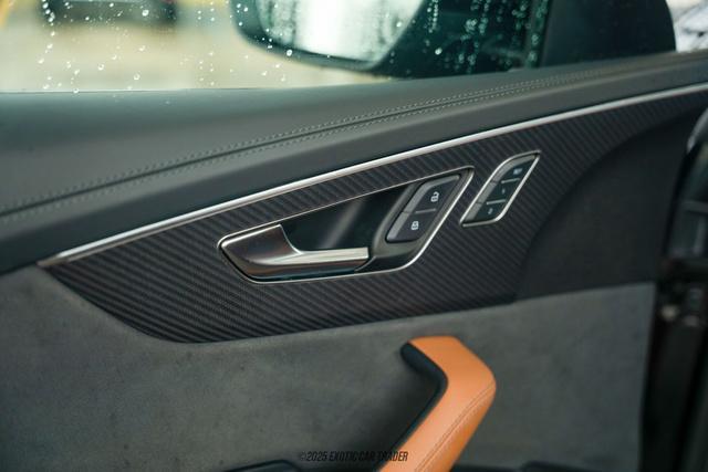 Photo of 2024 Mythos Black Metallic Audi RS Q8