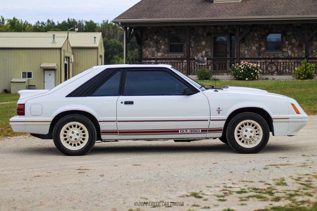 Photo of 1984 White Ford Mustang