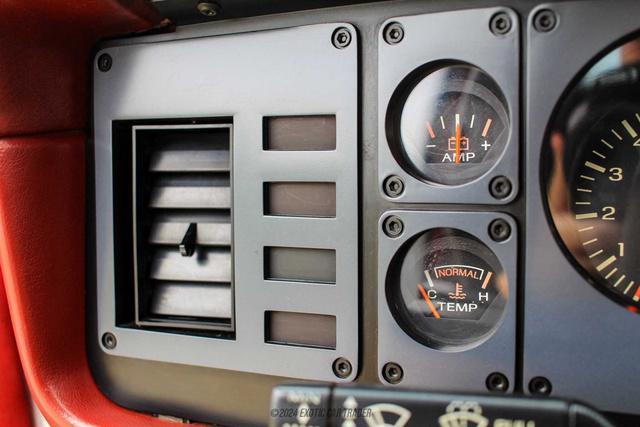 Photo of 1984 White Ford Mustang