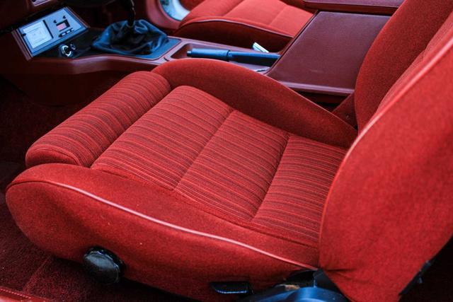 Photo of 1984 White Ford Mustang