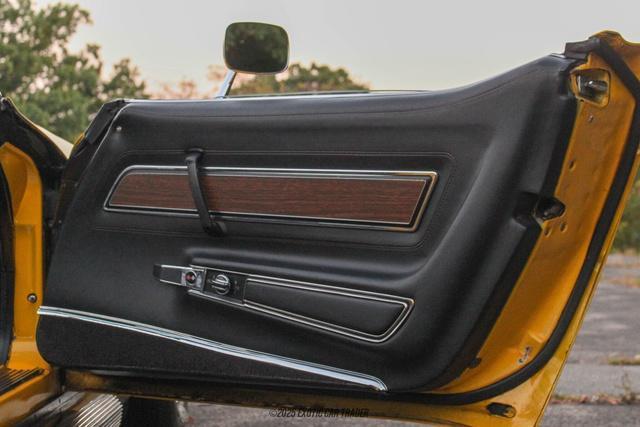 Photo of 1974 Millennium Yellow Chevrolet Corvette