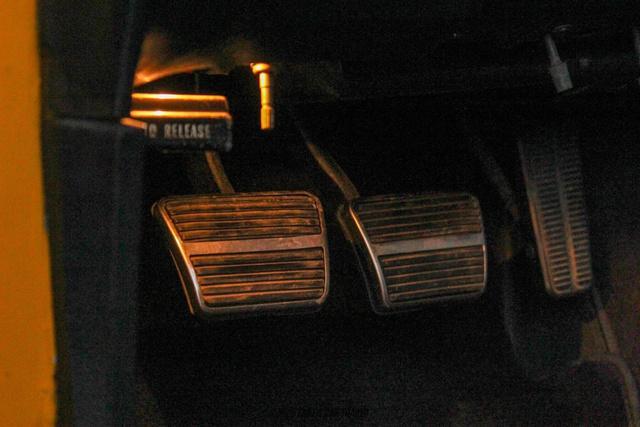 Photo of 1974 Millennium Yellow Chevrolet Corvette