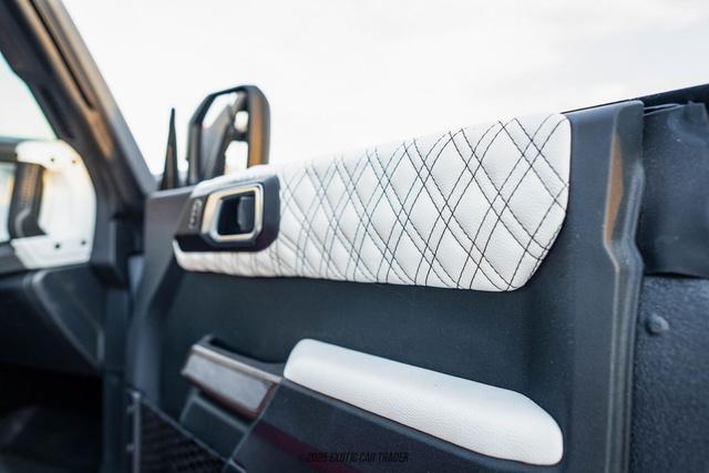 Photo of 2021 Antimatter Blue Ford Bronco
