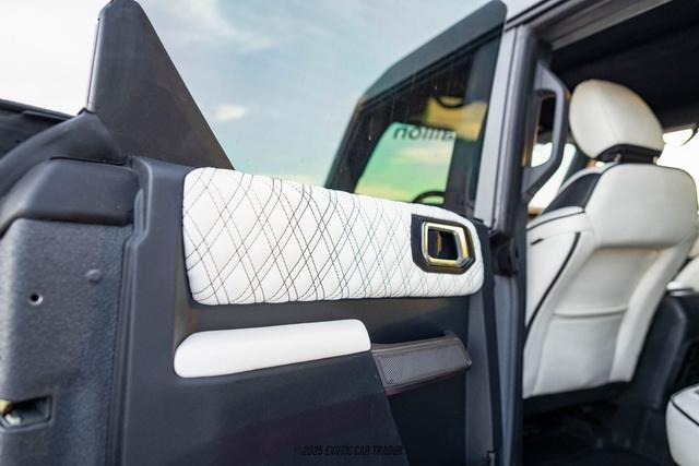 Photo of 2021 Antimatter Blue Ford Bronco