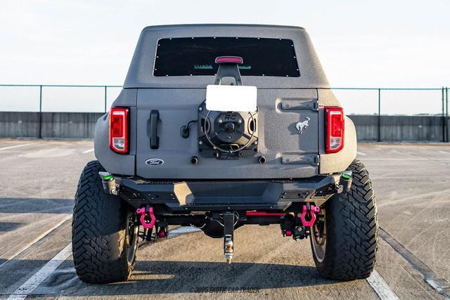 Photo of 2021 Antimatter Blue Ford Bronco