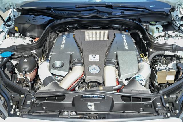 Photo of 2015 Polar White Mercedes-Benz E-Class