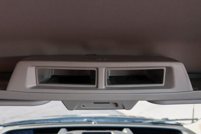 Photo of 2022 Blue Jeans Metallic Ford Transit-250