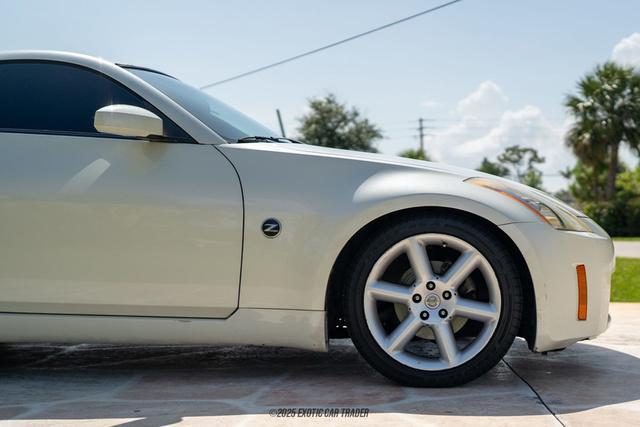 Photo of 2004 Pikes Peak White Nissan 350Z