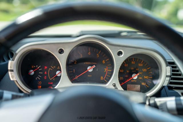 Photo of 2004 Pikes Peak White Nissan 350Z