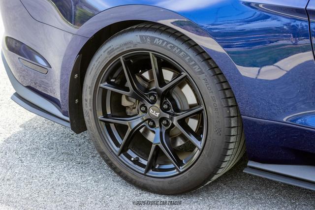Photo of 2019 Kona Blue Ford Mustang