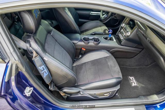 Photo of 2019 Kona Blue Ford Mustang