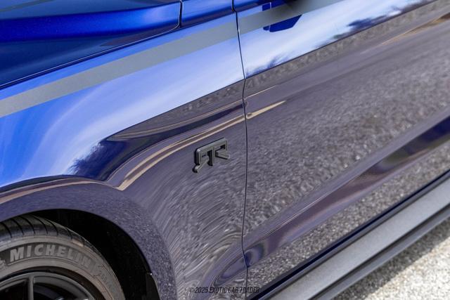 Photo of 2019 Kona Blue Ford Mustang