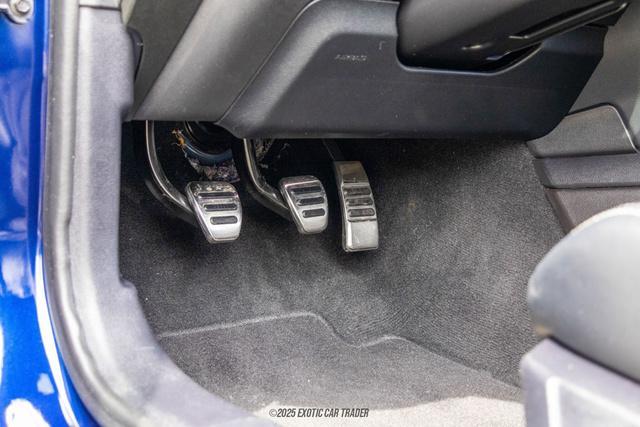 Photo of 2019 Kona Blue Ford Mustang