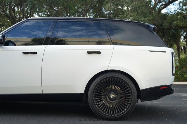 Photo of 2023 Gold Land Rover Range Rover