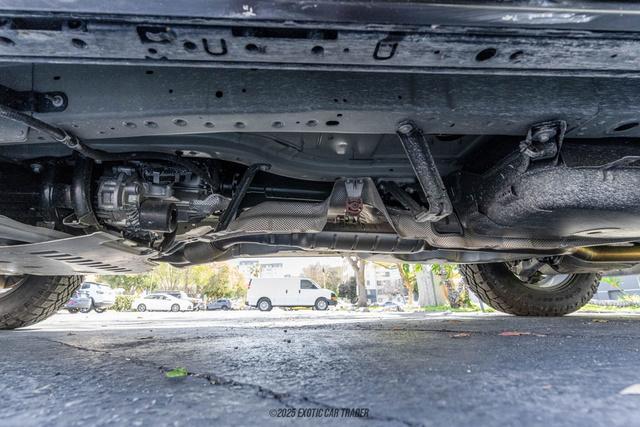 Photo of 2023 Santorini Black Metallic Land Rover Defender