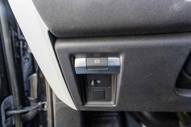 Photo of 2023 Santorini Black Metallic Land Rover Defender