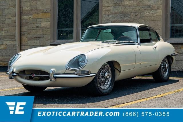 Photo of 1967 Creamy White Jaguar XKE