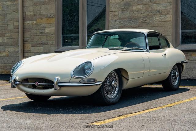 Photo of 1967 Creamy White Jaguar XKE