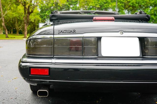 Photo of 1994 Black Jaguar XJS