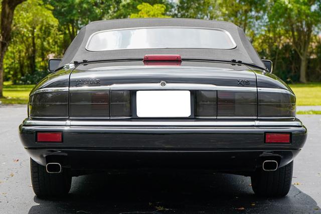Photo of 1994 Black Jaguar XJS