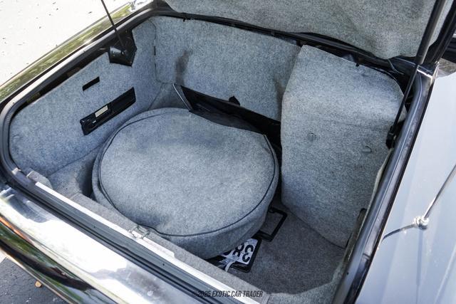 Photo of 1994 Black Jaguar XJS
