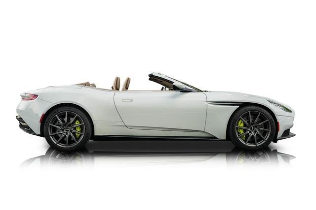 Photo of 2019 Morning Frost White Aston Martin DB11