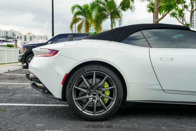 Photo of 2019 Morning Frost White Aston Martin DB11