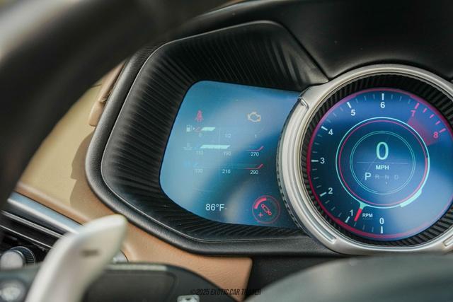 Photo of 2019 Morning Frost White Aston Martin DB11