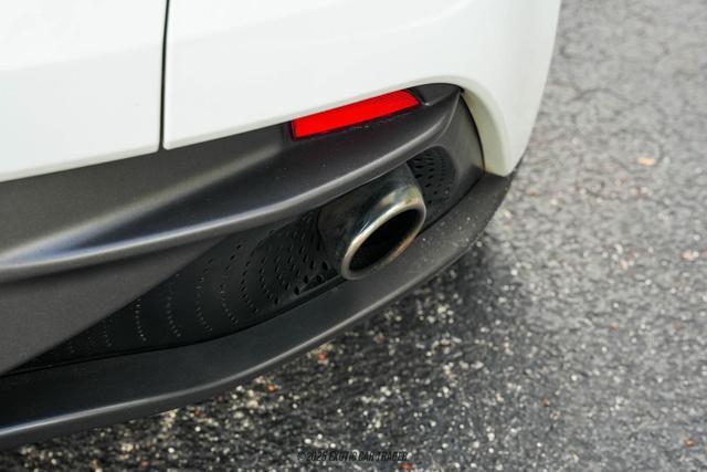 Photo of 2019 Morning Frost White Aston Martin DB11